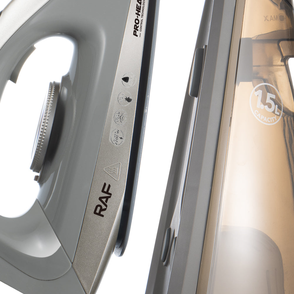 Fier De Calcat Cu Aburi Vertical RAF 1357G – Talpa Ceramica, Rezervor 1.5L, Functie Auto Curatare, 2200W